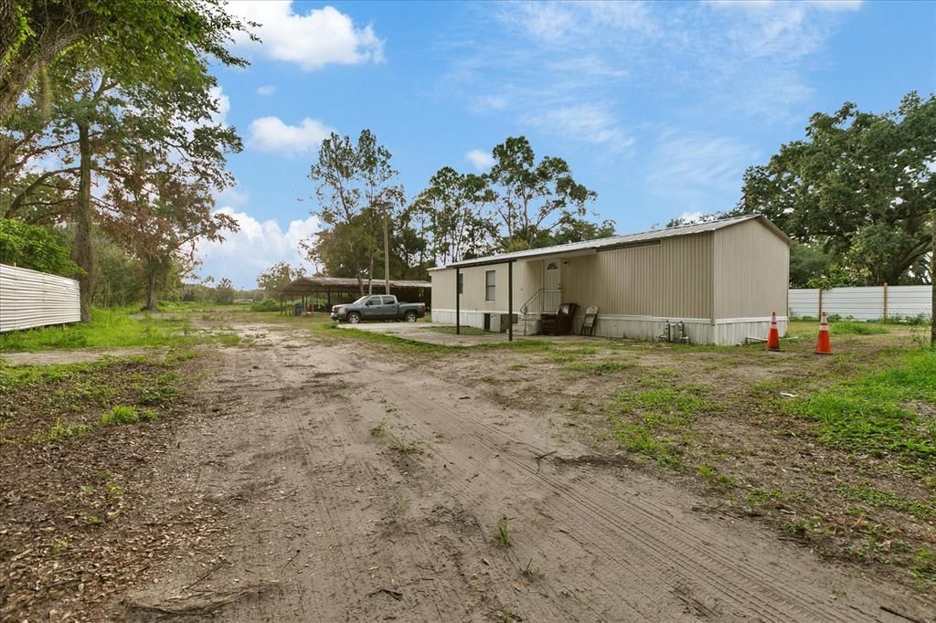 For Sale: $450,000 (3 beds, 1 baths, 616 Square Feet)