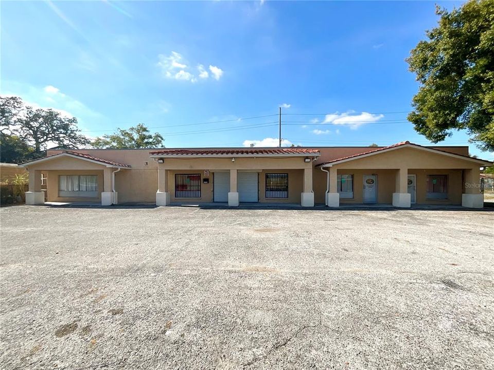 待售: $429,000 (0 贝兹, 0 浴室, 4268 平方英尺)