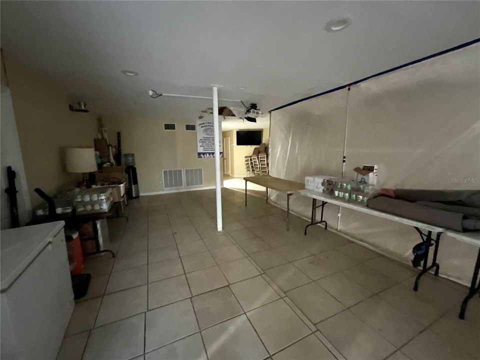 待售: $429,000 (0 贝兹, 0 浴室, 4268 平方英尺)