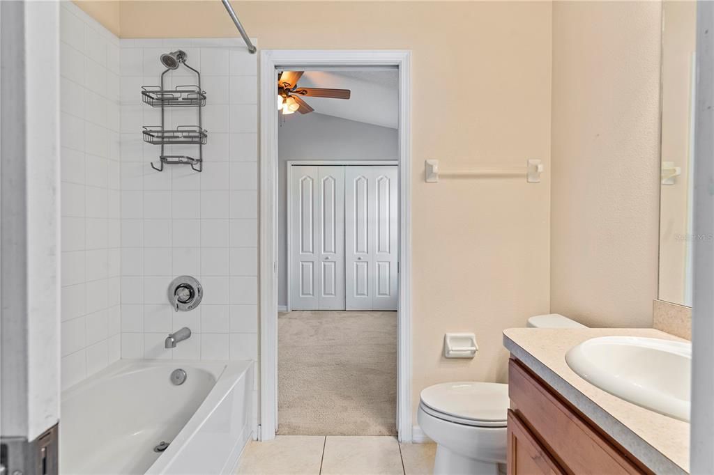 En Renta: $2,300 (4 camas, 3 baños, 1930 Pies cuadrados)