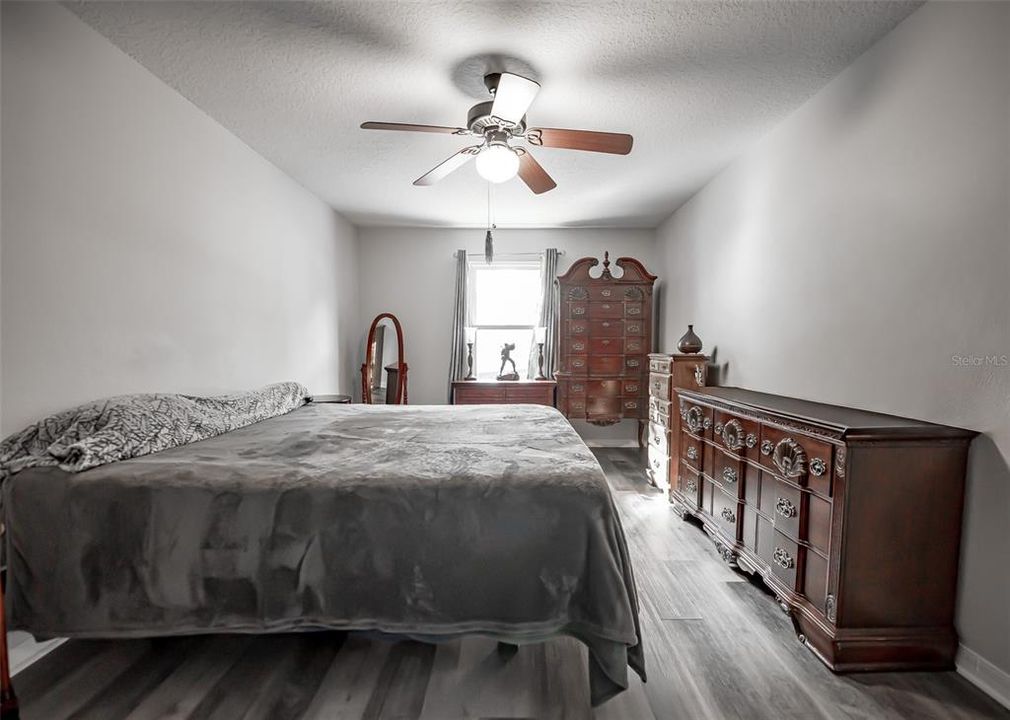 For Sale: $725,000 (6 beds, 3 baths, 3438 Square Feet)