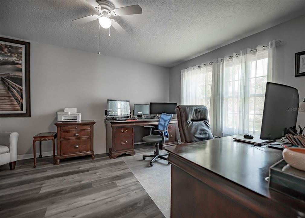 For Sale: $725,000 (6 beds, 3 baths, 3438 Square Feet)