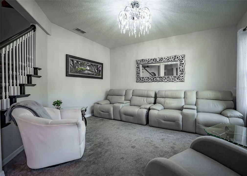 For Sale: $725,000 (6 beds, 3 baths, 3438 Square Feet)