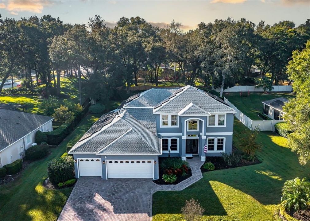 For Sale: $725,000 (6 beds, 3 baths, 3438 Square Feet)