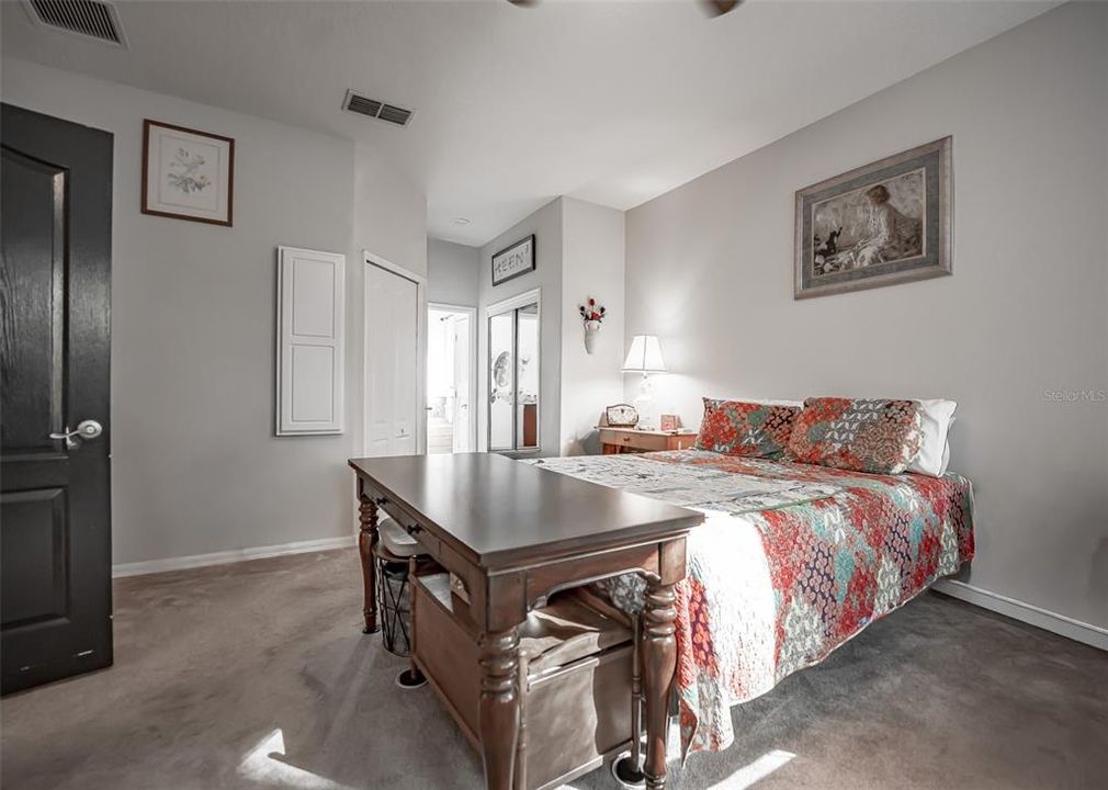 For Sale: $725,000 (6 beds, 3 baths, 3438 Square Feet)