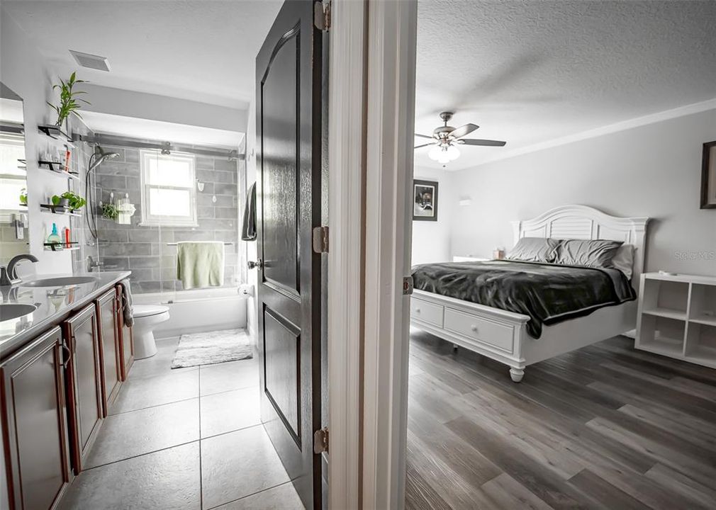 For Sale: $725,000 (6 beds, 3 baths, 3438 Square Feet)