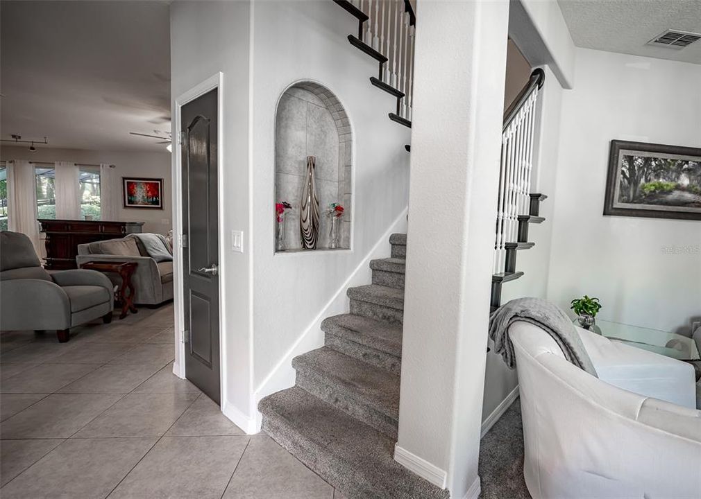 For Sale: $725,000 (6 beds, 3 baths, 3438 Square Feet)