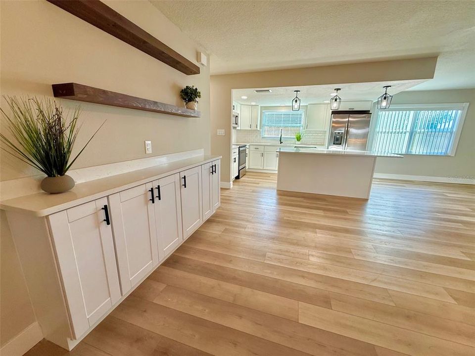 For Sale: $389,900 (3 beds, 2 baths, 2195 Square Feet)