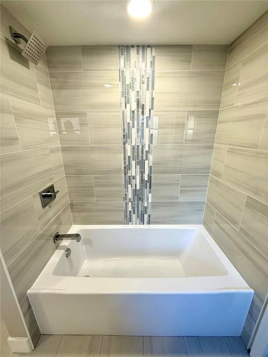 For Sale: $389,900 (3 beds, 2 baths, 2195 Square Feet)