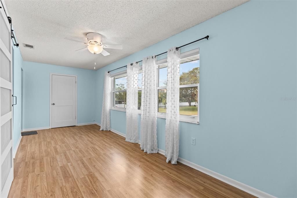 En Venta: $99,900 (2 camas, 1 baños, 1010 Pies cuadrados)