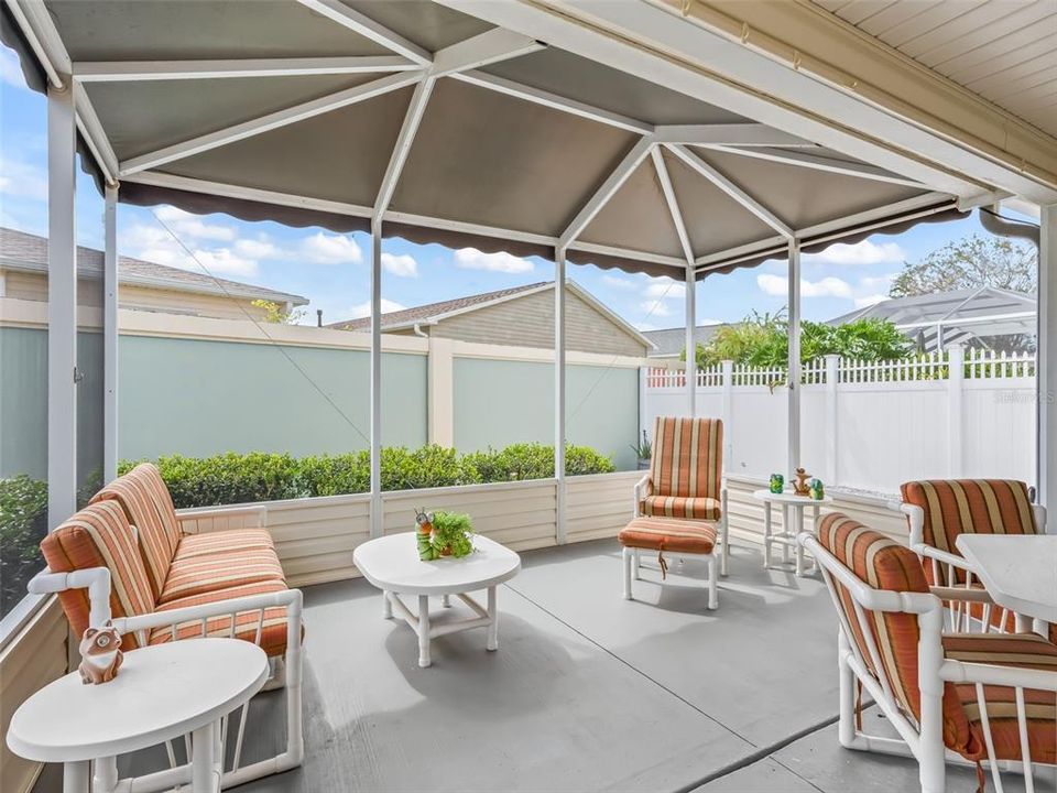 En Venta: $389,000 (3 camas, 2 baños, 1397 Pies cuadrados)