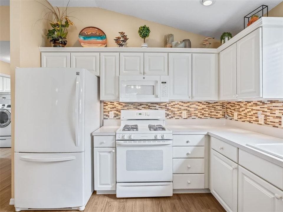 En Venta: $389,000 (3 camas, 2 baños, 1397 Pies cuadrados)