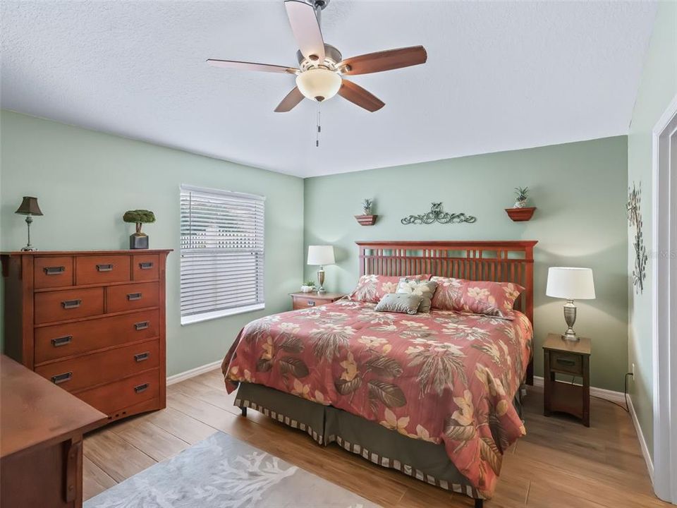 En Venta: $389,000 (3 camas, 2 baños, 1397 Pies cuadrados)