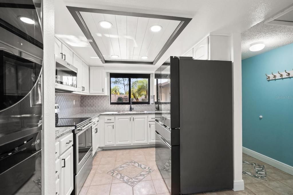 待售: $225,000 (2 贝兹, 2 浴室, 1020 平方英尺)