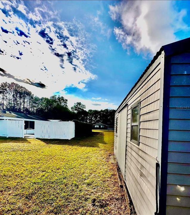 На продажу: $250,000 (3 спален, 2 ванн, 1403 Квадратных фут)