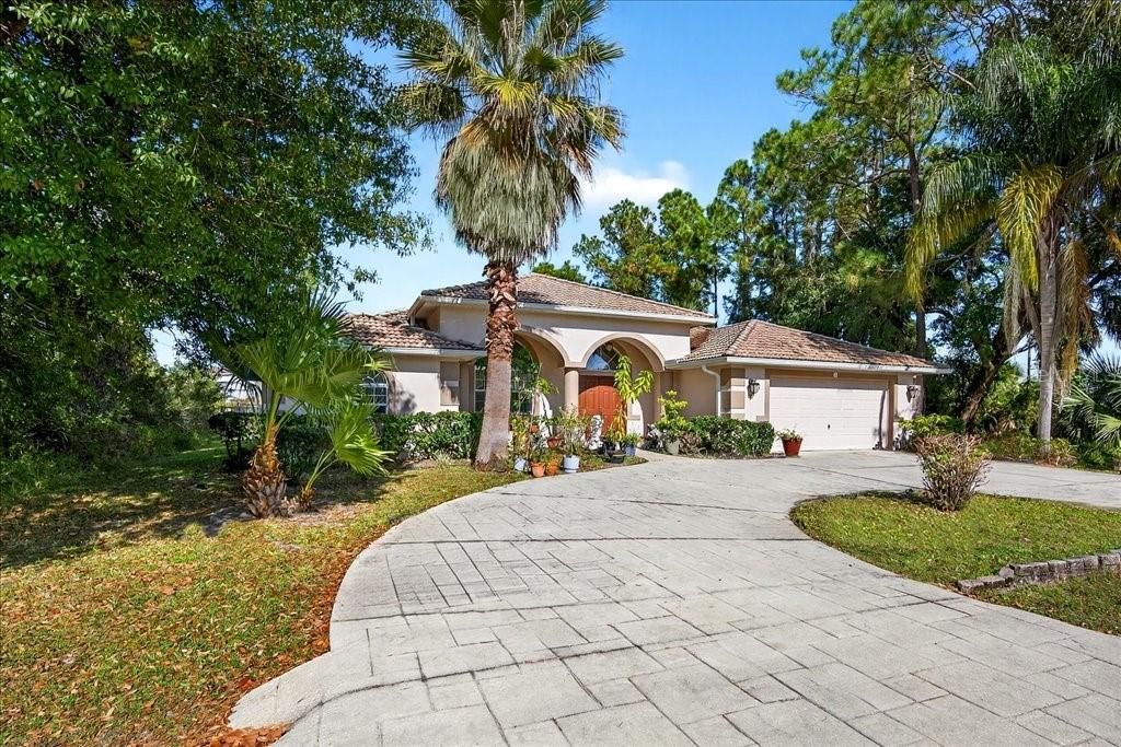 For Sale: $449,000 (4 beds, 3 baths, 2687 Square Feet)