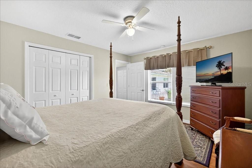 For Sale: $449,000 (4 beds, 3 baths, 2687 Square Feet)