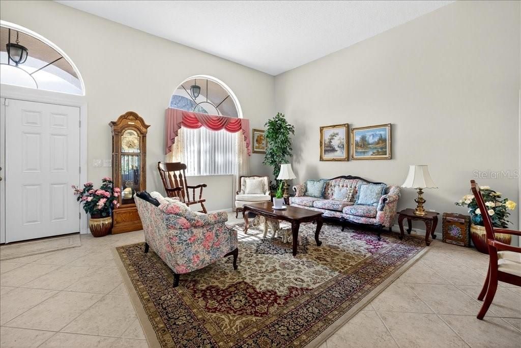 For Sale: $449,000 (4 beds, 3 baths, 2687 Square Feet)