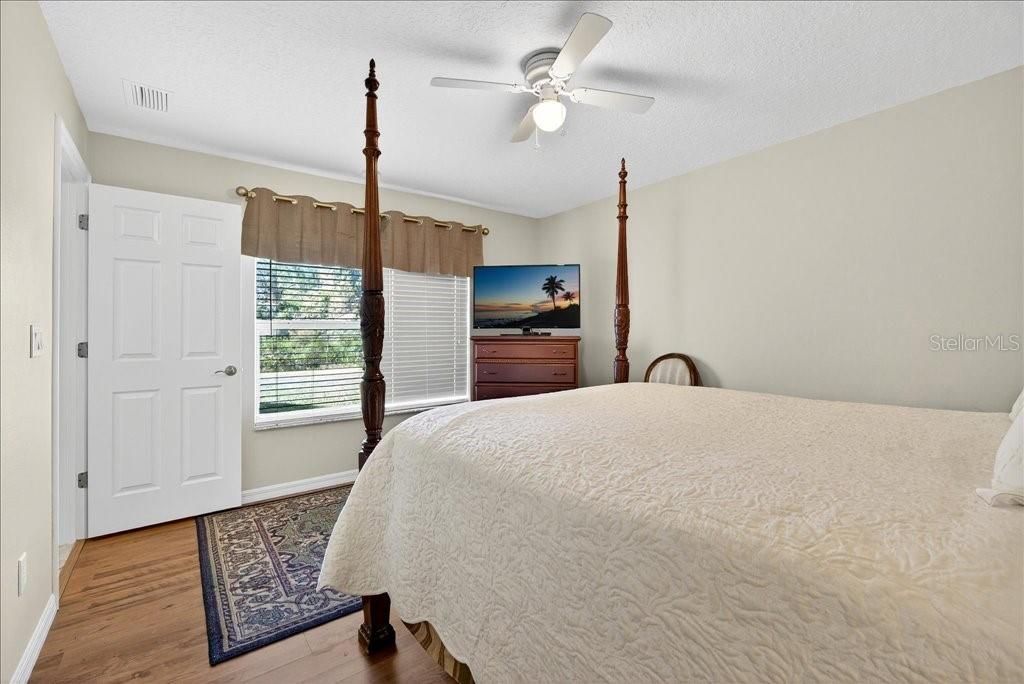 For Sale: $449,000 (4 beds, 3 baths, 2687 Square Feet)