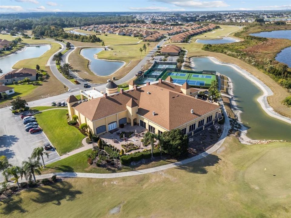 合同活跃: $289,900 (2 贝兹, 2 浴室, 1530 平方英尺)