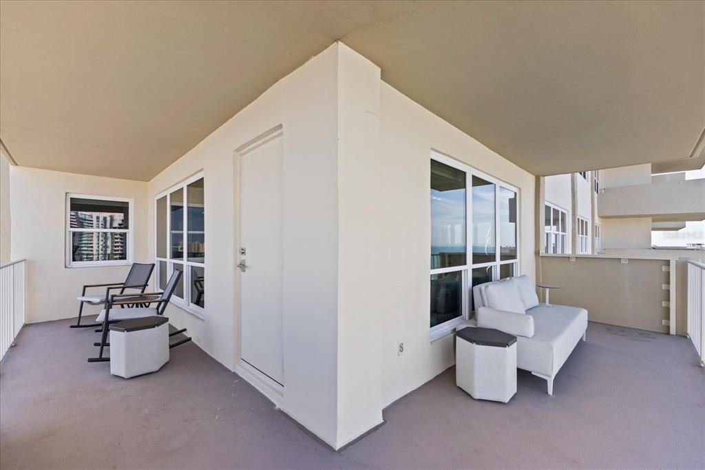 For Sale: $815,000 (2 beds, 2 baths, 1500 Square Feet)