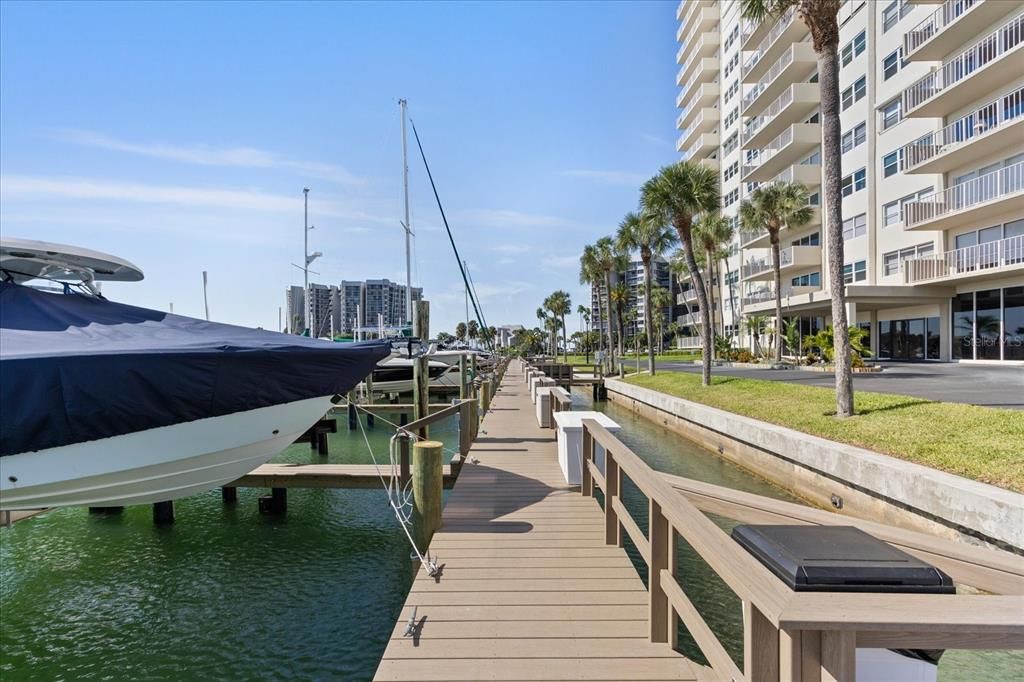 For Sale: $815,000 (2 beds, 2 baths, 1500 Square Feet)