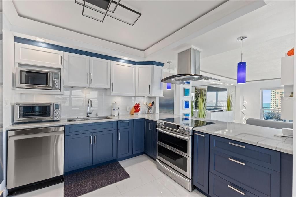 For Sale: $815,000 (2 beds, 2 baths, 1500 Square Feet)