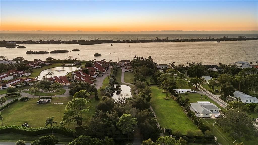 En Venta: $5,495,000 (4 camas, 5 baños, 6308 Pies cuadrados)