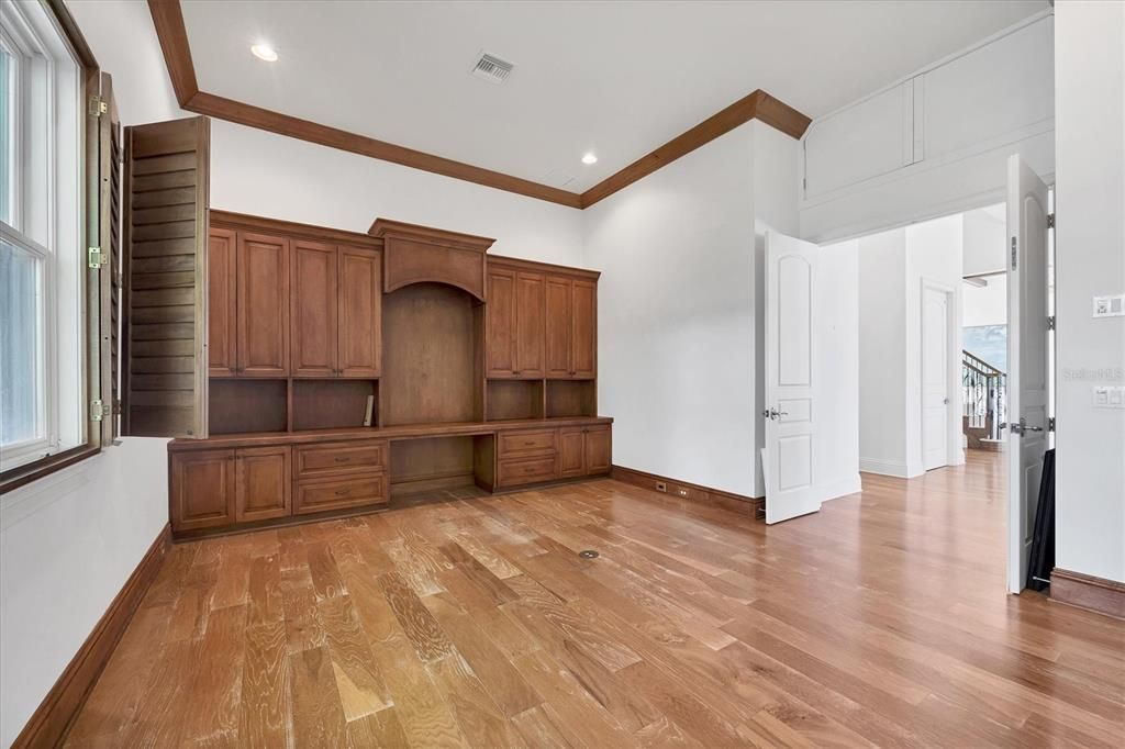 En Venta: $5,495,000 (4 camas, 5 baños, 6308 Pies cuadrados)