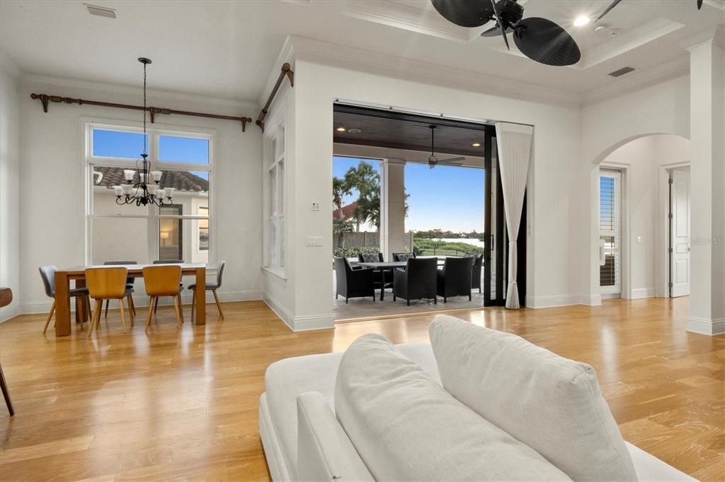 En Venta: $5,495,000 (4 camas, 5 baños, 6308 Pies cuadrados)