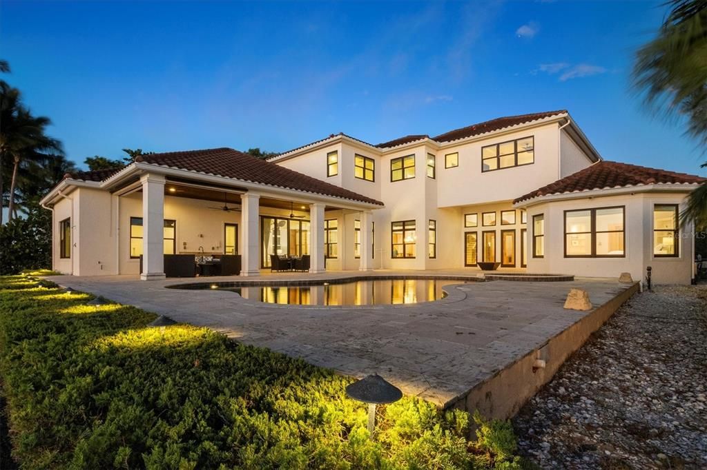 En Venta: $5,495,000 (4 camas, 5 baños, 6308 Pies cuadrados)