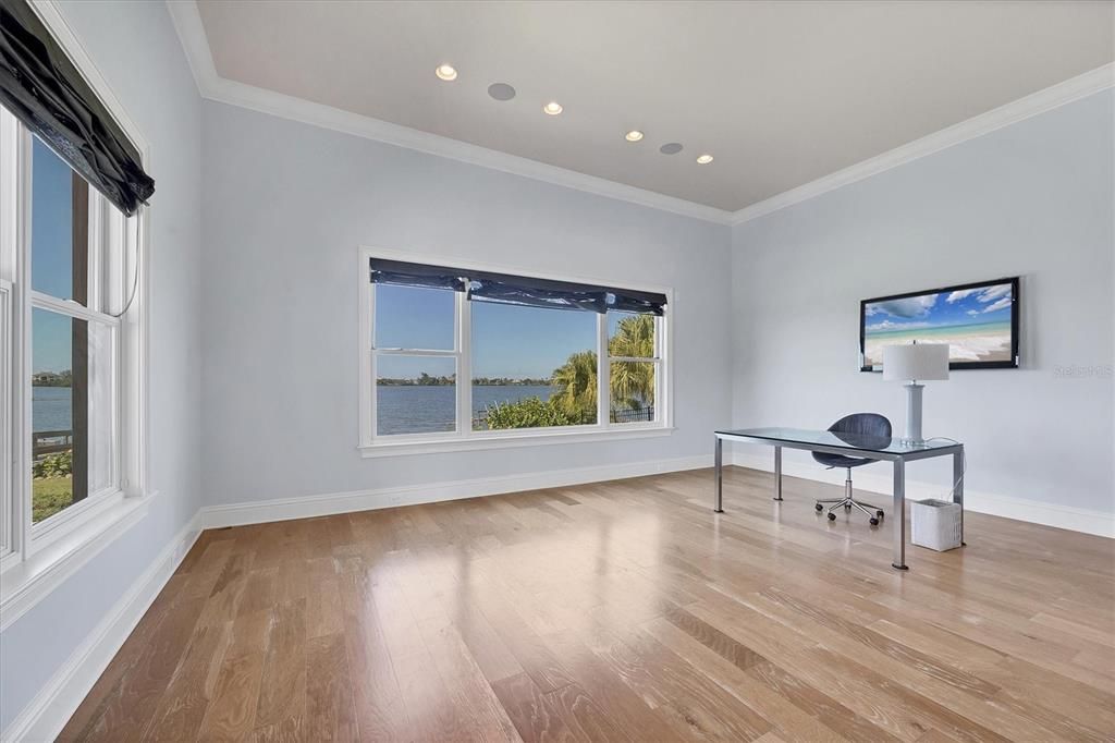 En Venta: $5,495,000 (4 camas, 5 baños, 6308 Pies cuadrados)