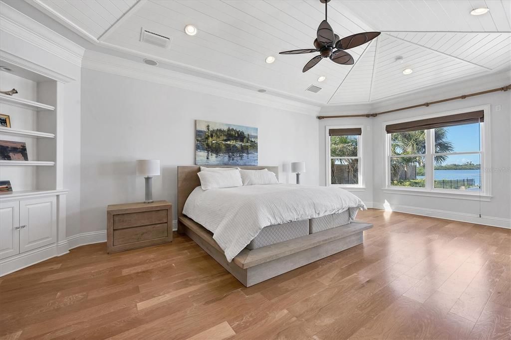 En Venta: $5,495,000 (4 camas, 5 baños, 6308 Pies cuadrados)