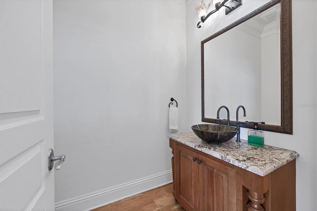 En Venta: $5,495,000 (4 camas, 5 baños, 6308 Pies cuadrados)