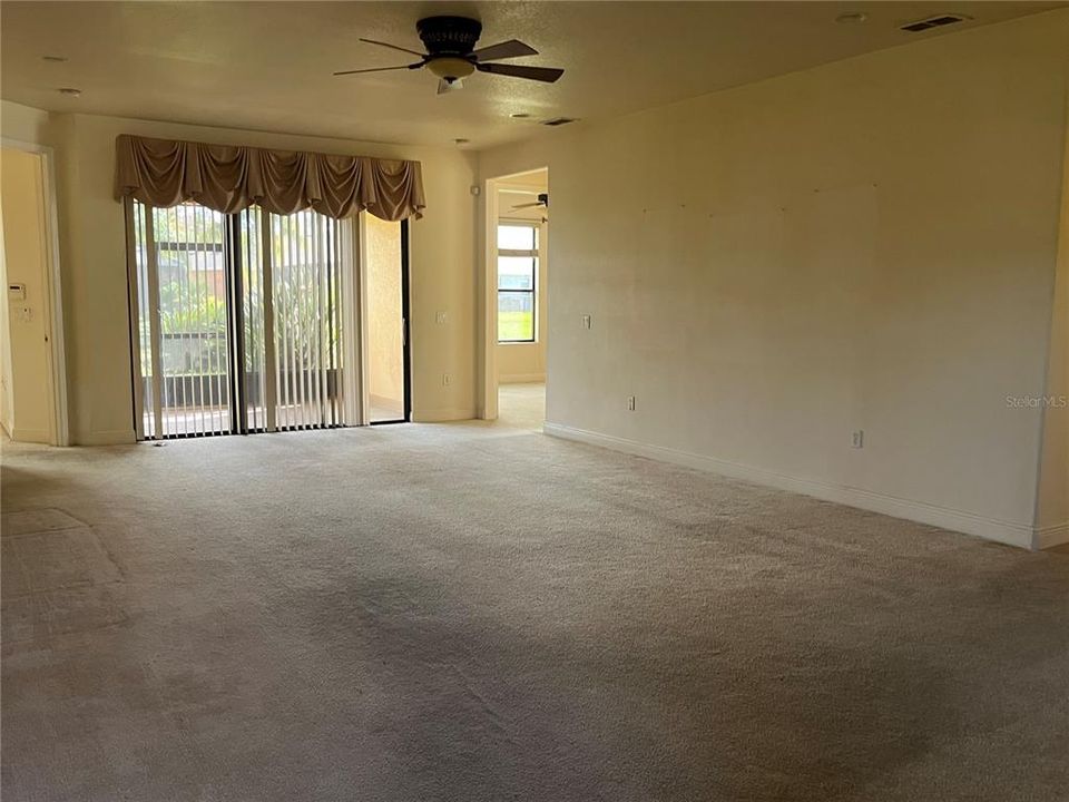 For Sale: $250,500 (3 beds, 2 baths, 1827 Square Feet)