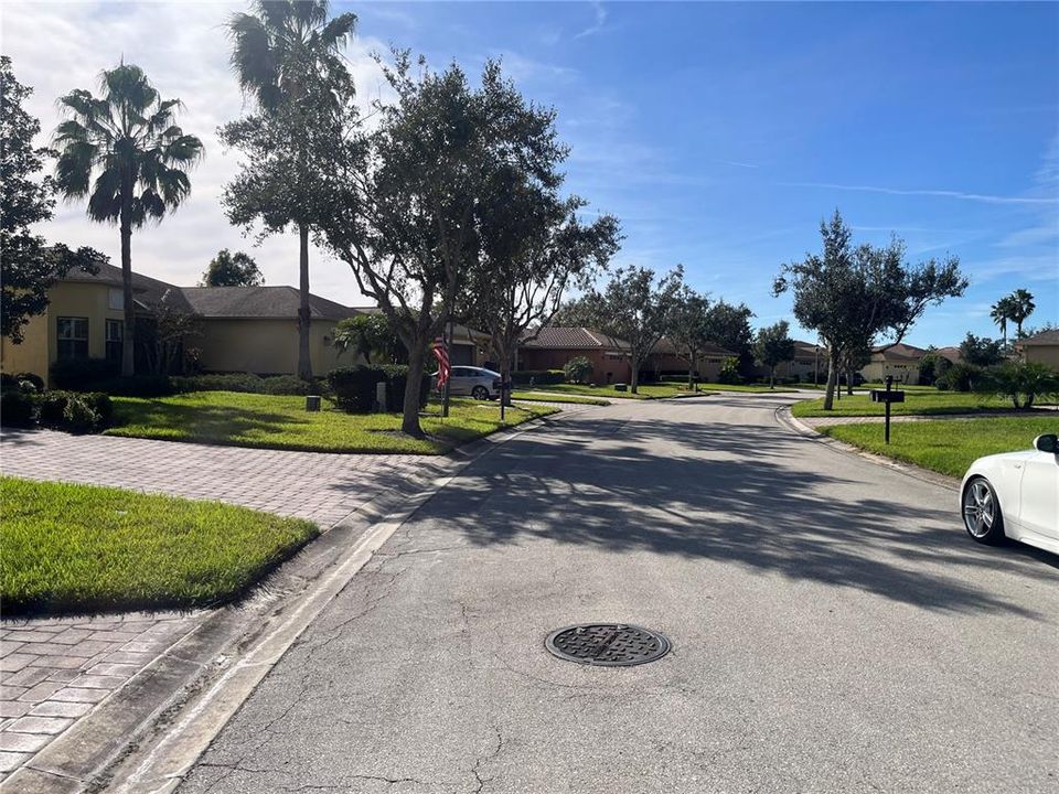 For Sale: $250,500 (3 beds, 2 baths, 1827 Square Feet)