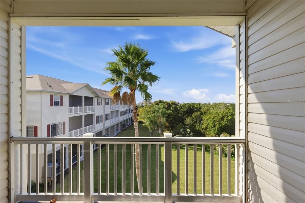 For Sale: $320,000 (4 beds, 3 baths, 2604 Square Feet)