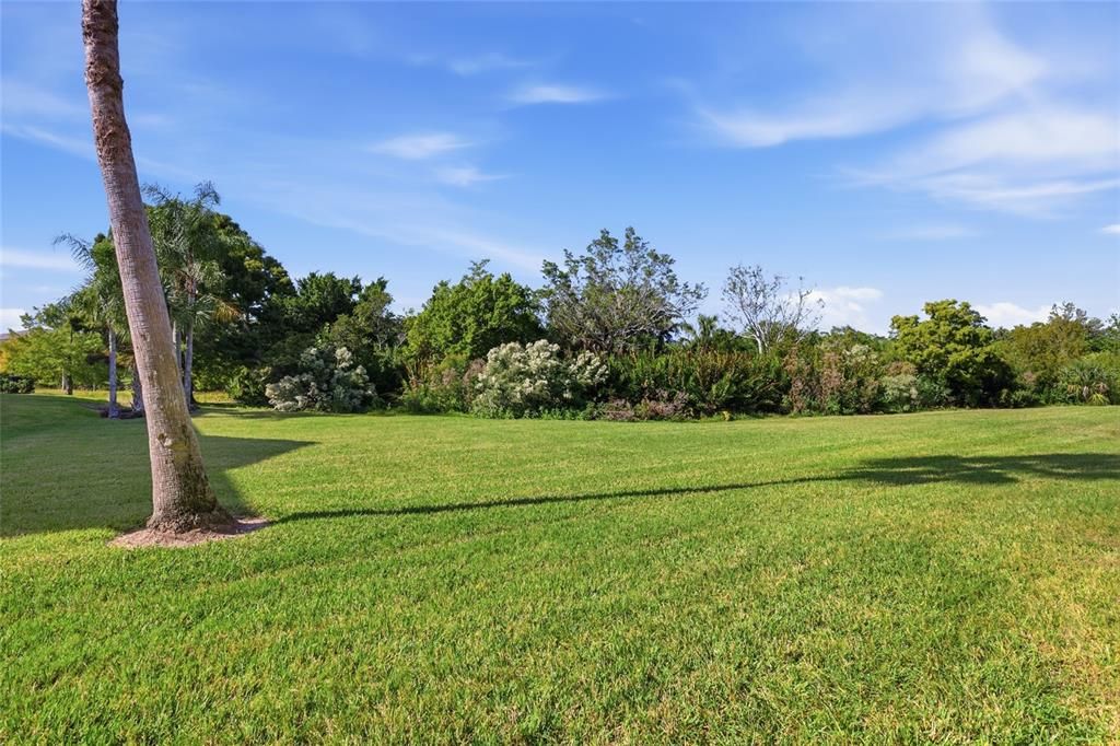 For Sale: $320,000 (4 beds, 3 baths, 2604 Square Feet)