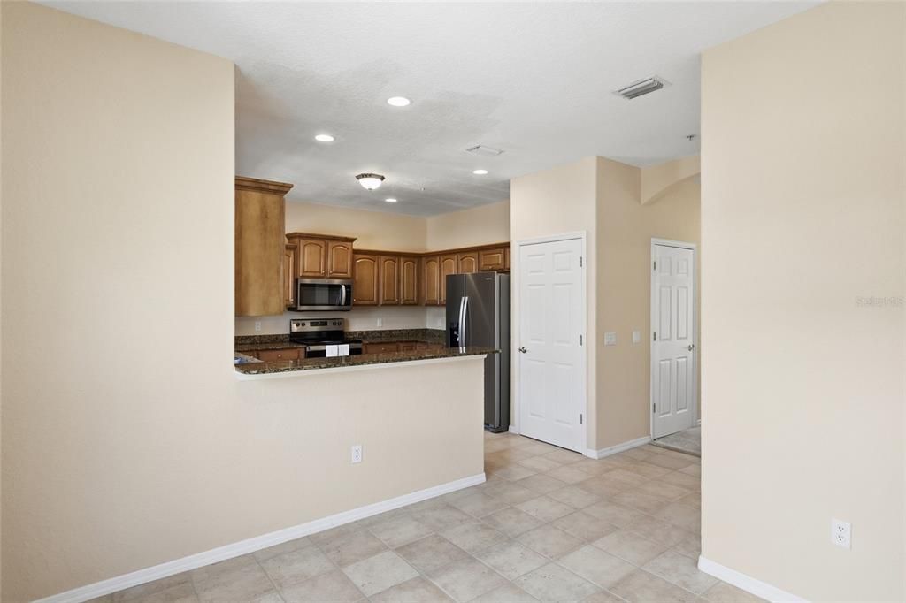 For Sale: $320,000 (4 beds, 3 baths, 2604 Square Feet)