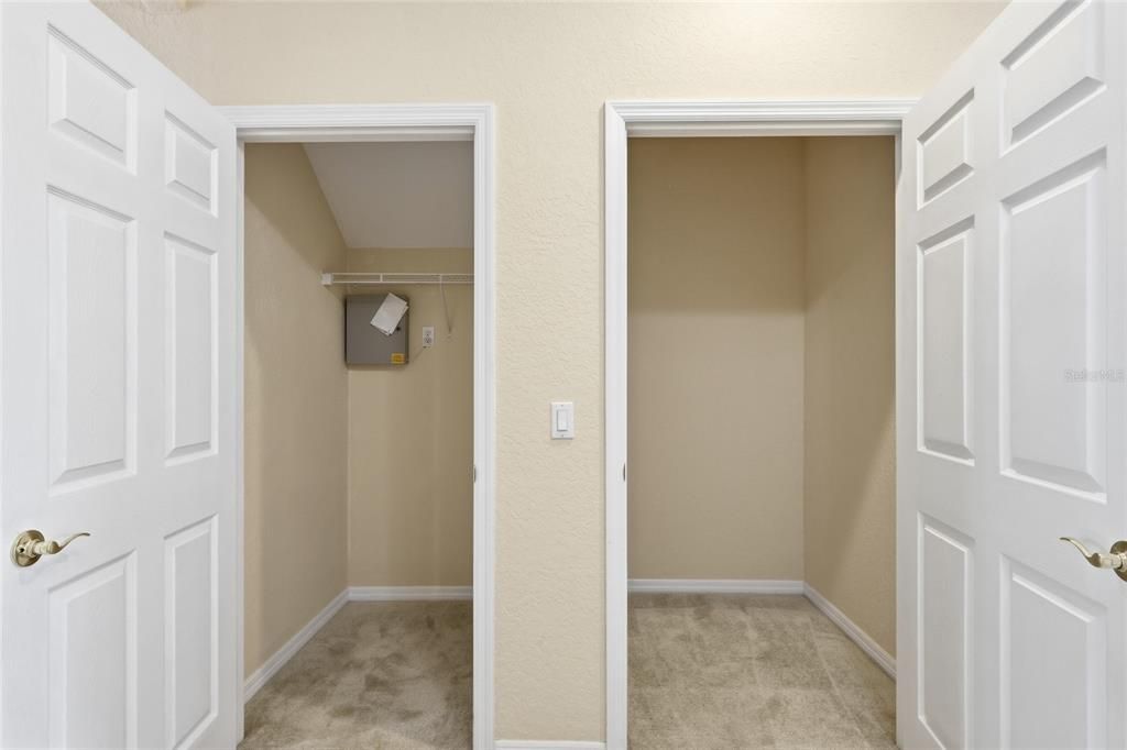 For Sale: $320,000 (4 beds, 3 baths, 2604 Square Feet)