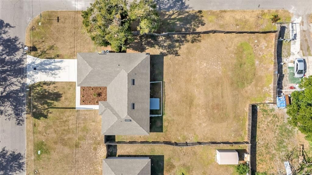 Activo con contrato: $279,900 (3 camas, 2 baños, 1501 Pies cuadrados)