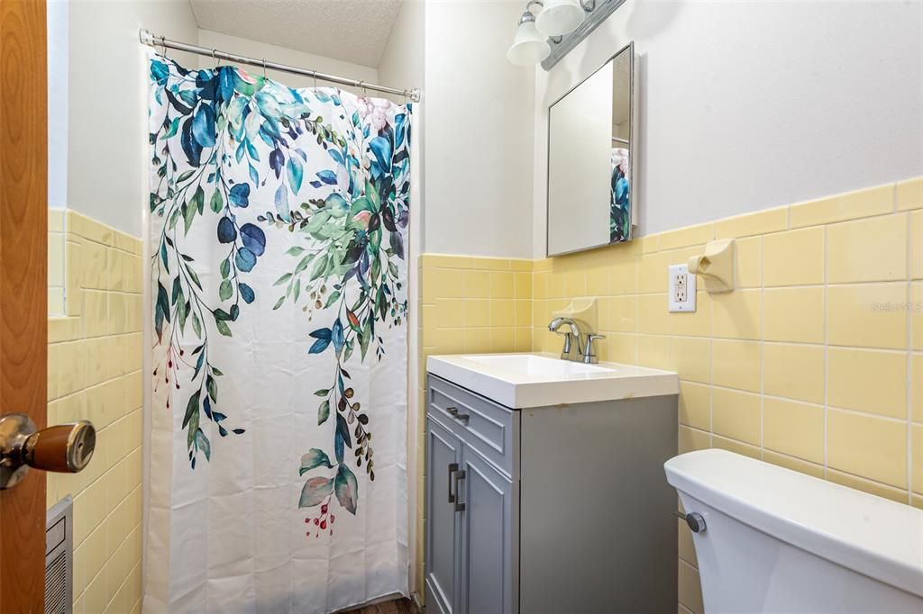 待售: $359,000 (3 贝兹, 2 浴室, 1360 平方英尺)