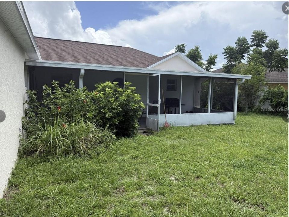 For Rent: $2,800 (4 beds, 2 baths, 1868 Square Feet)