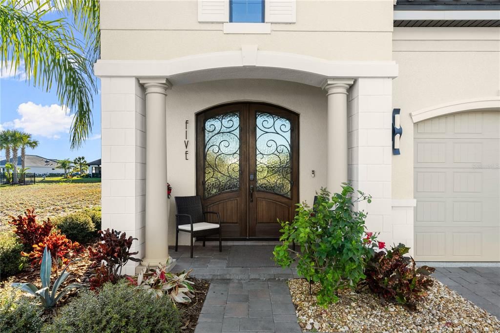 For Sale: $939,000 (4 beds, 3 baths, 2810 Square Feet)