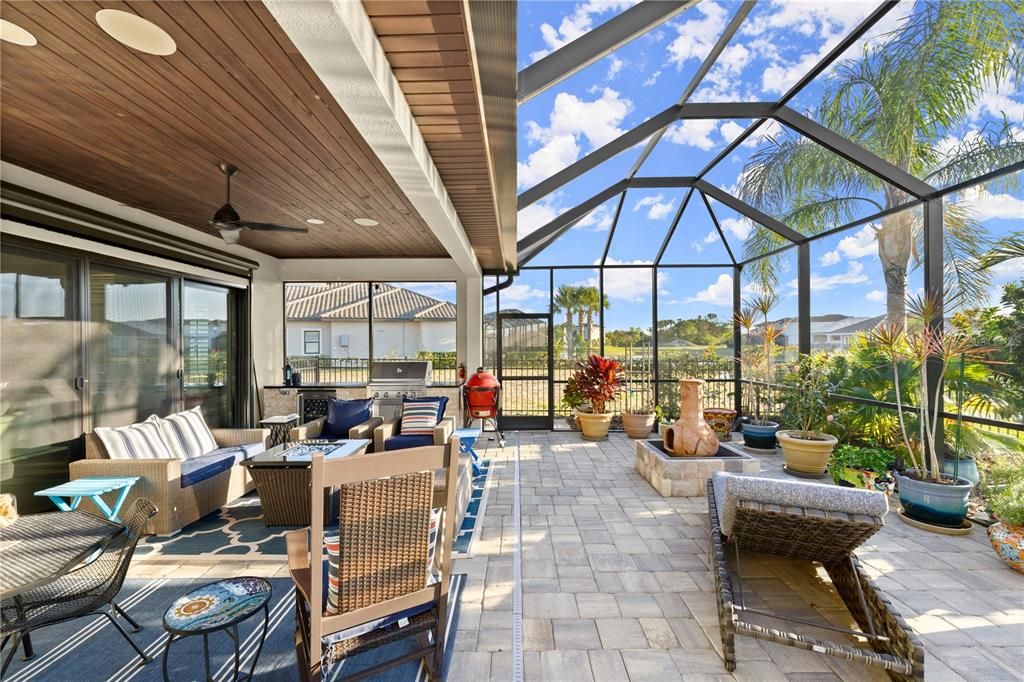 For Sale: $939,000 (4 beds, 3 baths, 2810 Square Feet)