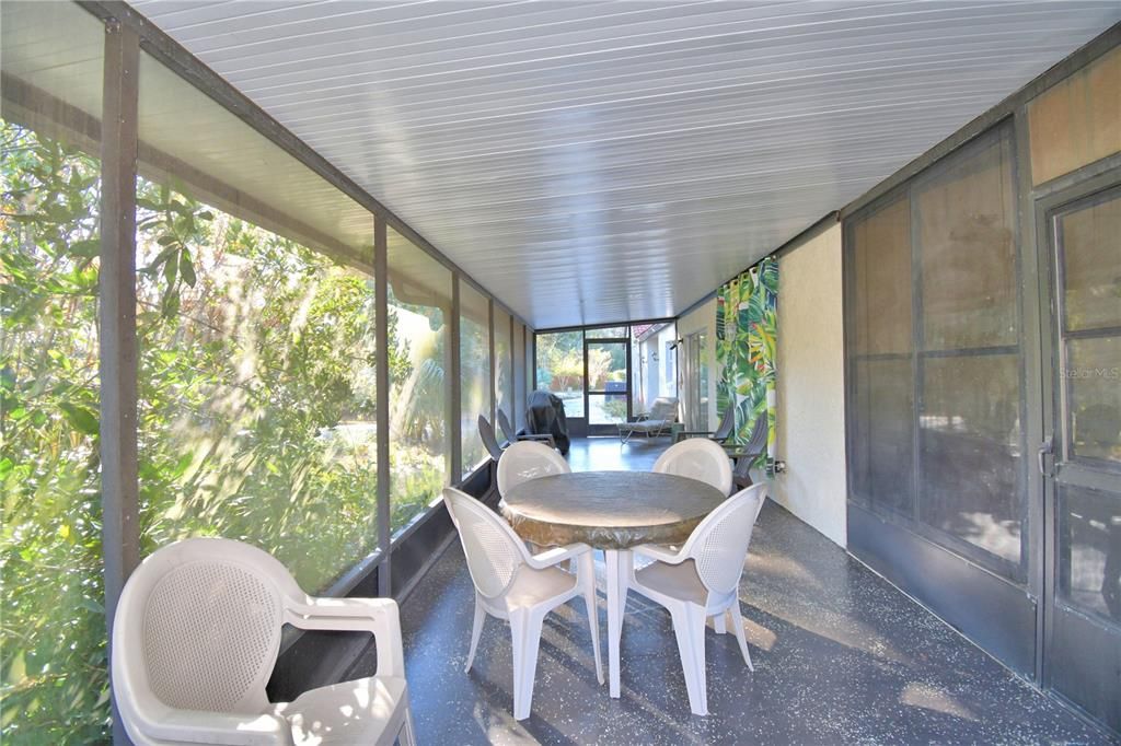 待售: $285,000 (2 贝兹, 2 浴室, 1858 平方英尺)