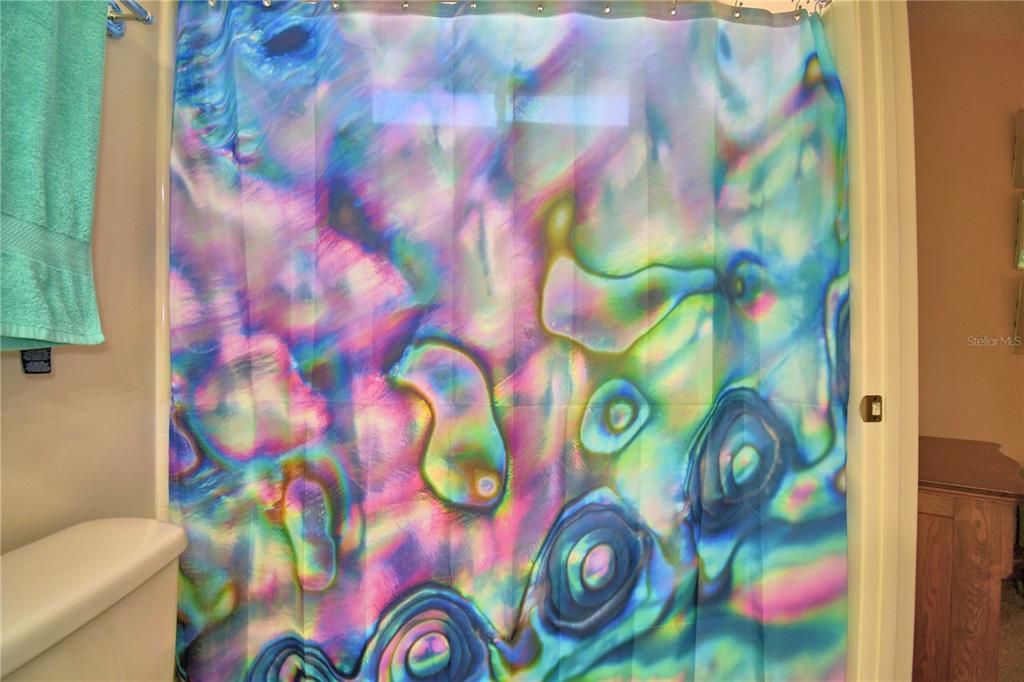 待售: $285,000 (2 贝兹, 2 浴室, 1858 平方英尺)