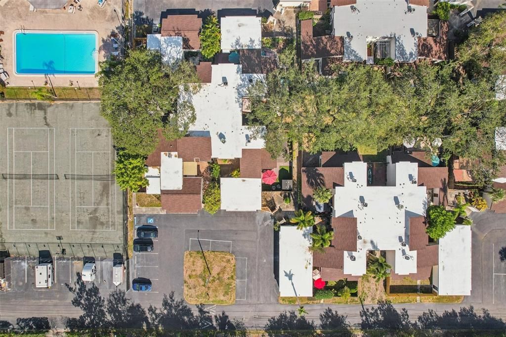 На продажу: $225,000 (2 спален, 2 ванн, 1056 Квадратных фут)