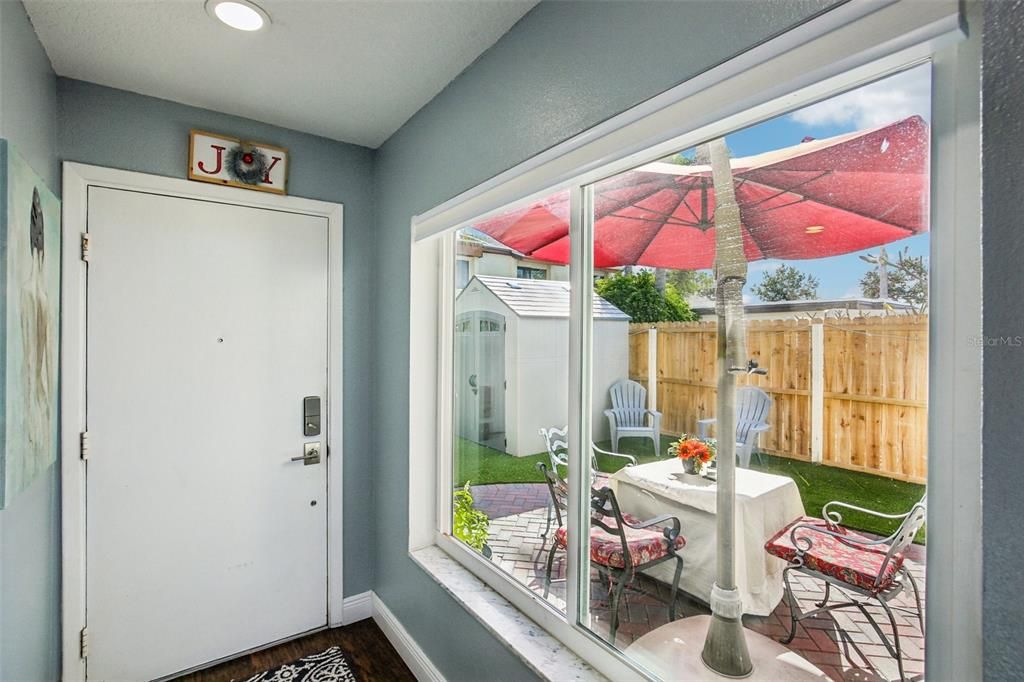 На продажу: $225,000 (2 спален, 2 ванн, 1056 Квадратных фут)