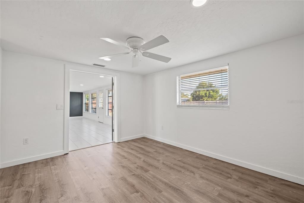 For Rent: $2,595 (2 beds, 2 baths, 1441 Square Feet)